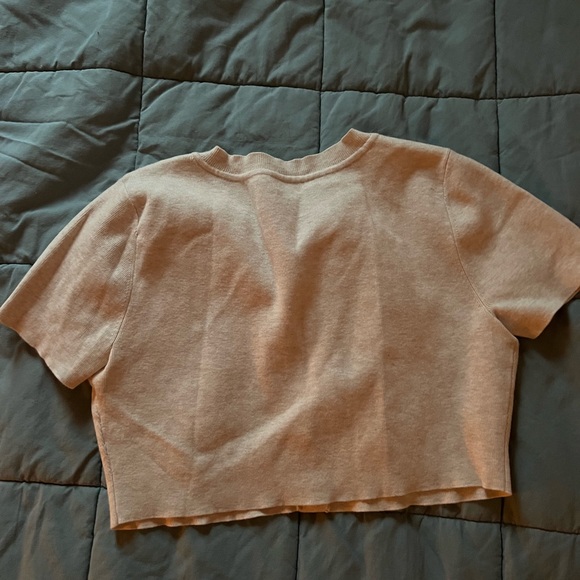Aritzia cropped cardigan - Picture 2 of 3